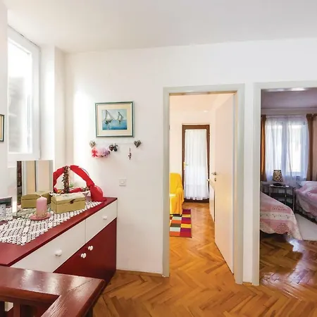 Semesterbostad Holiday Put Gazica Croatia